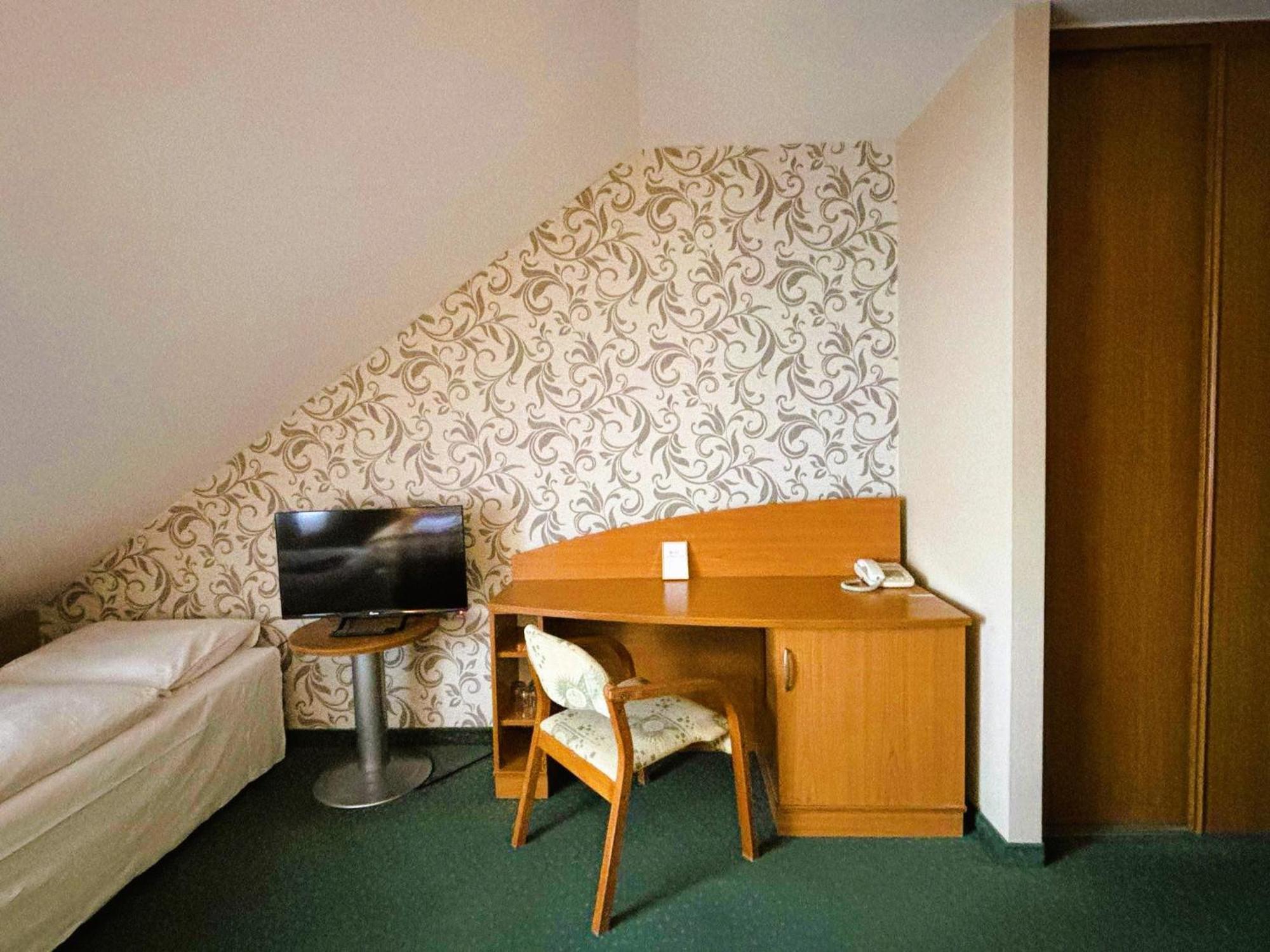 Motel Petro Torzym Eksteriør billede
