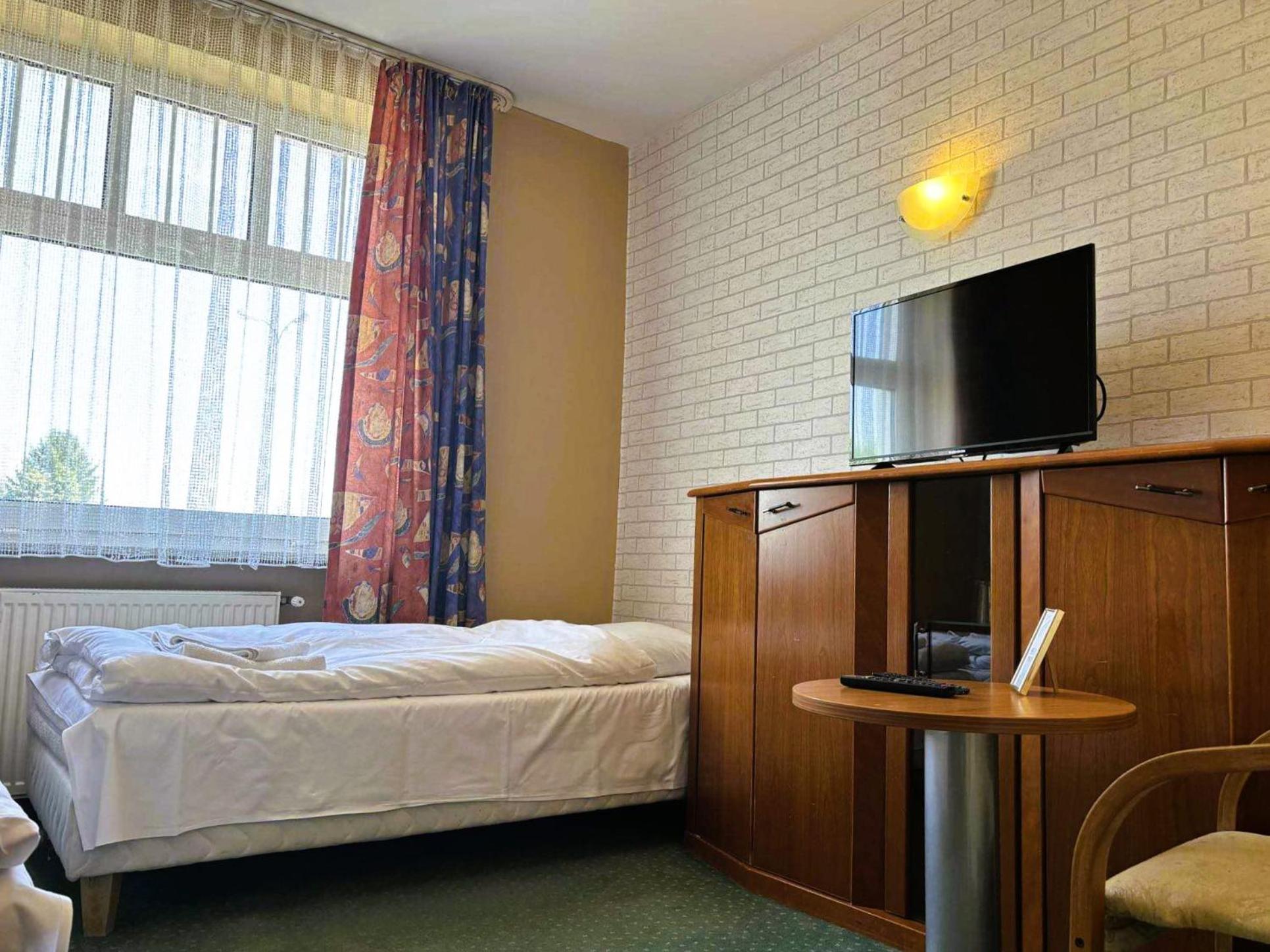 Motel Petro Torzym Eksteriør billede